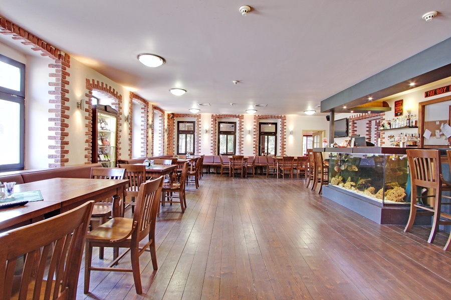 Restaurace